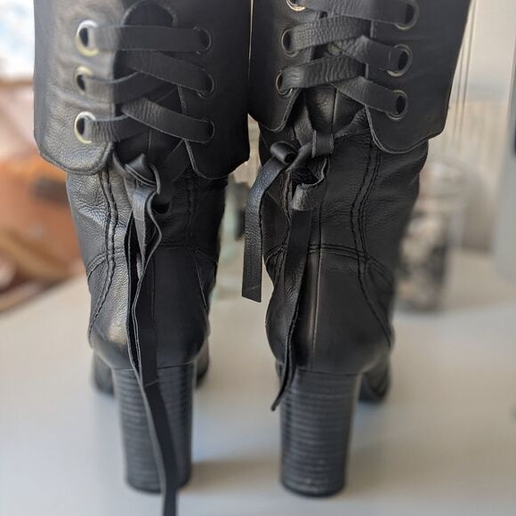 Vic Matiē black leather boot - Picture 4 of 5